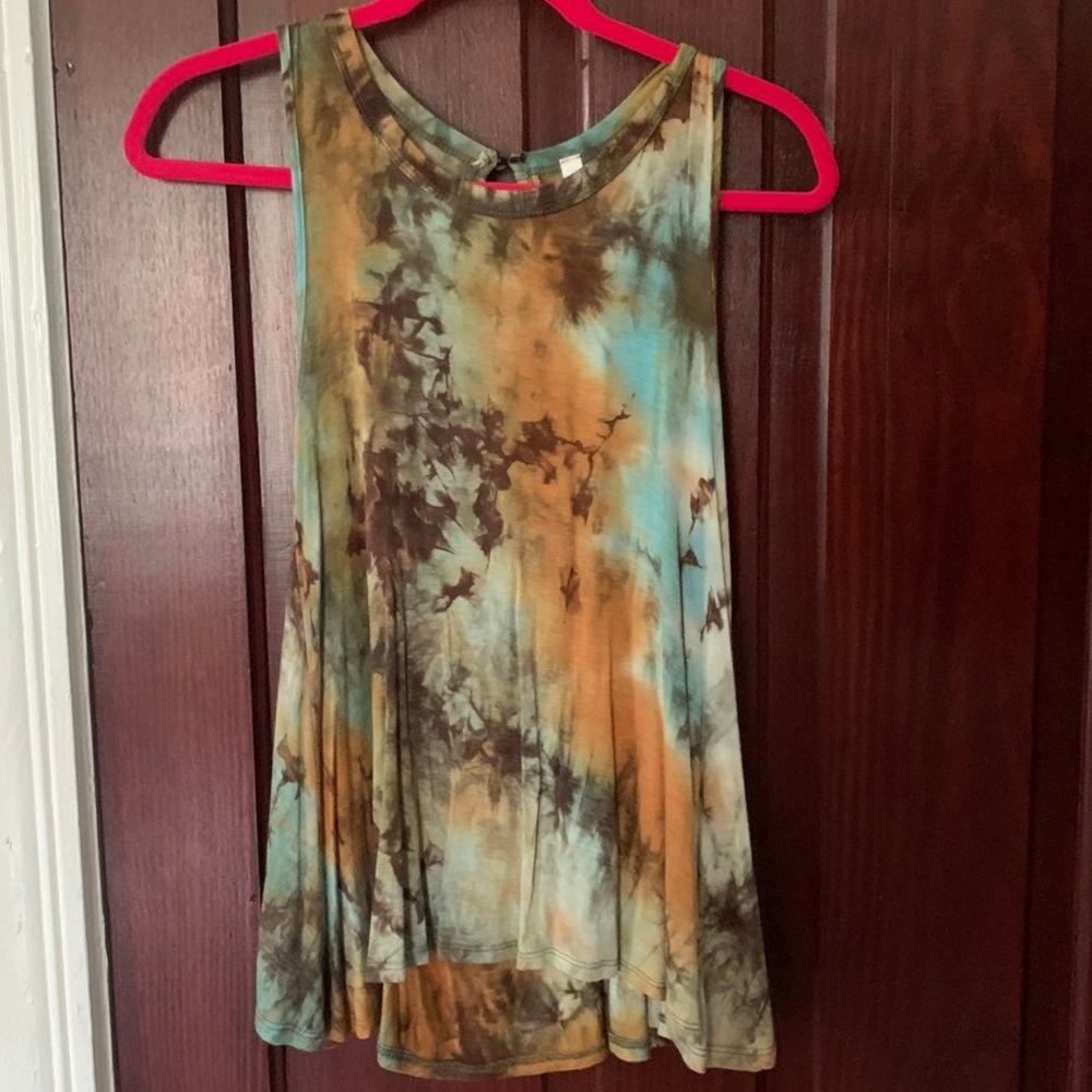 Tie dye tank!
